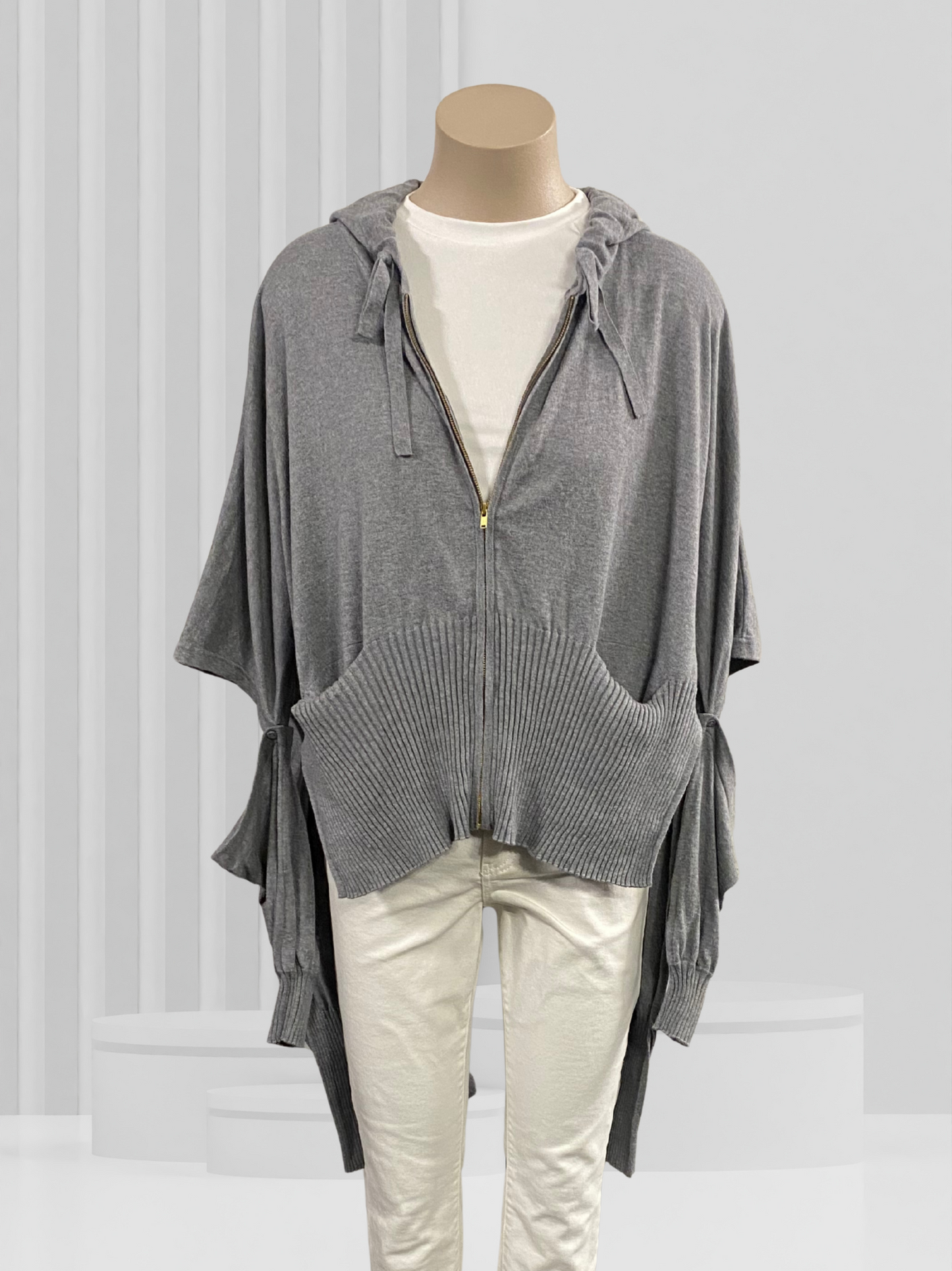 RECLINE BY TAYLOR Grey Cardigan Size M