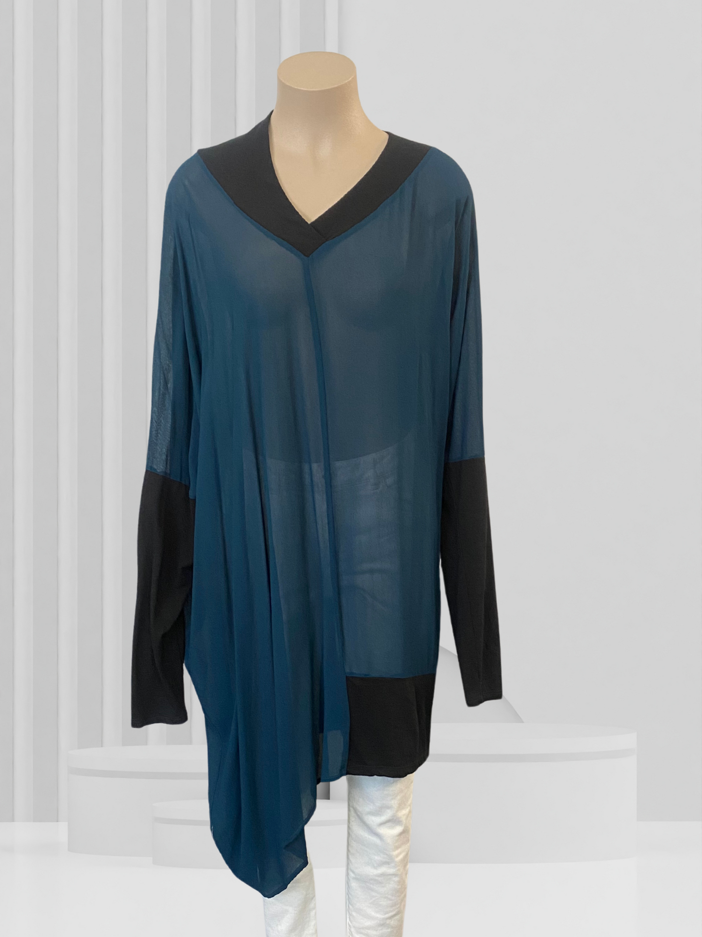 NO LABEL Green Top Size 16?