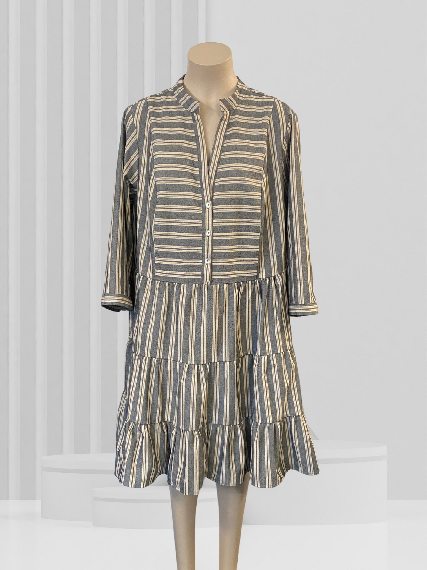 REFINITY Grey Stripe Dress Size XL
