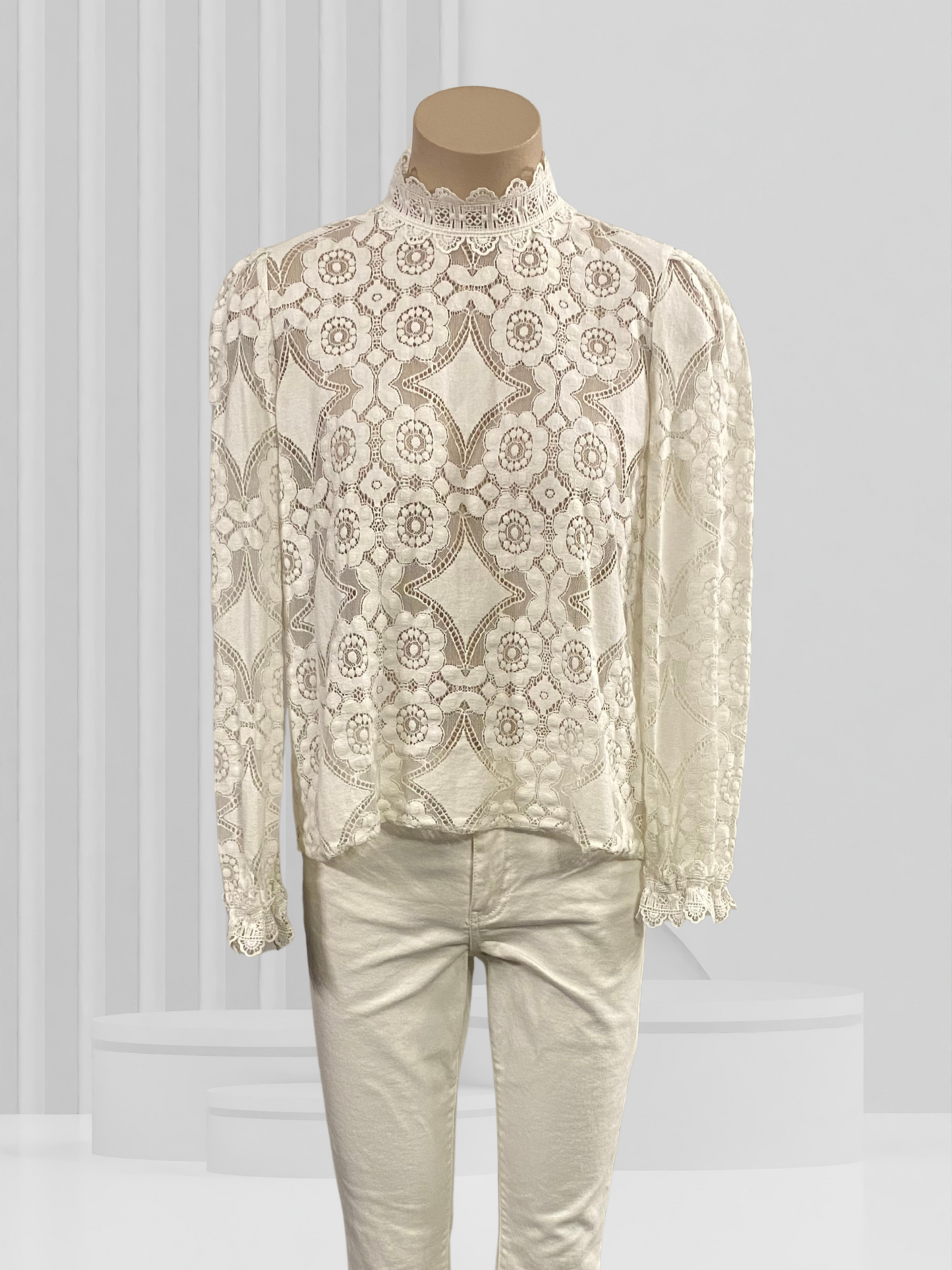 DECJUBA White Top Size 12