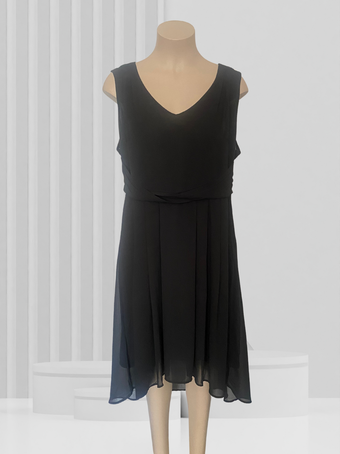 MAX Black Dress Size 16