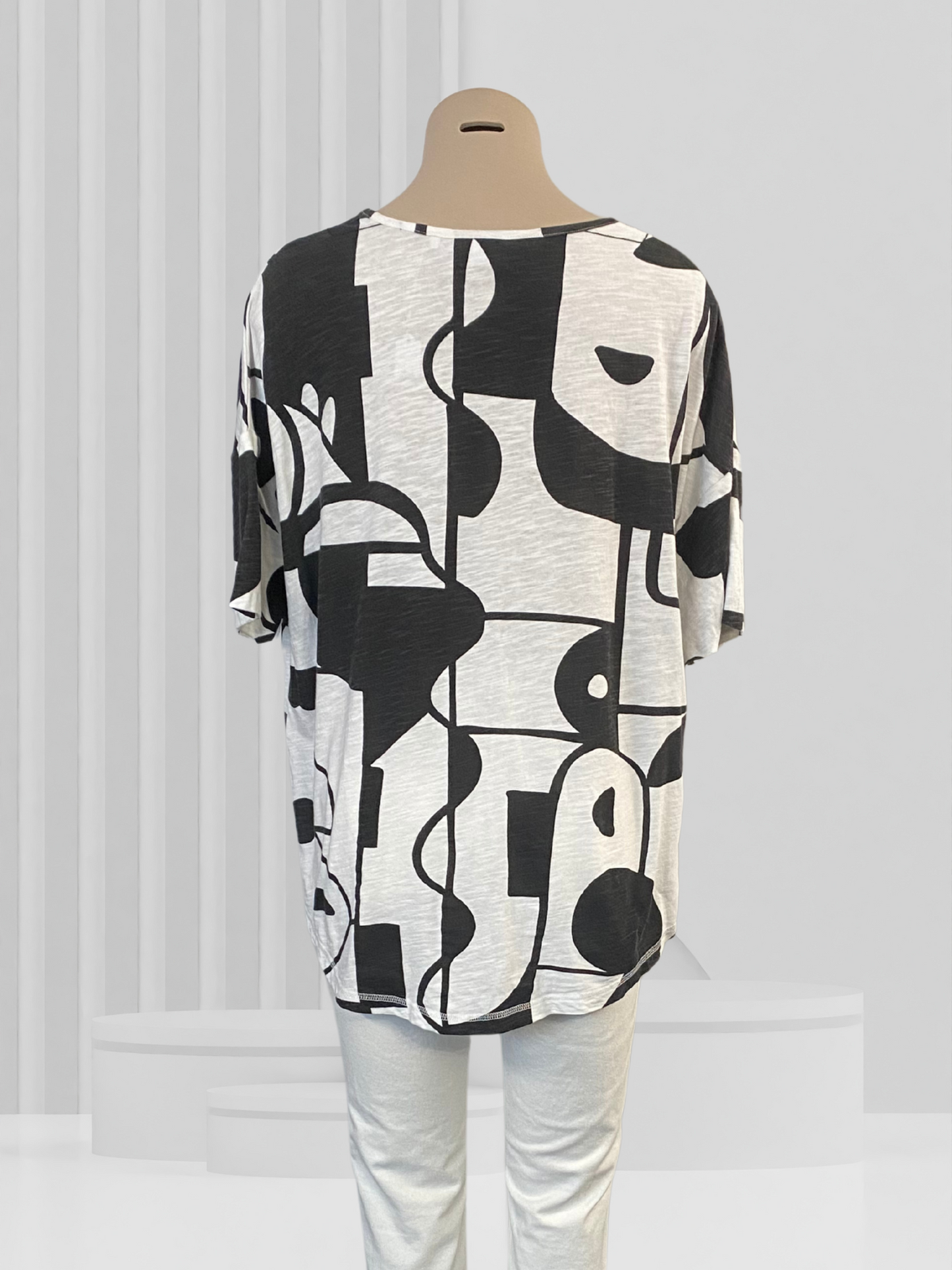 FOIL Black & White Top Size M