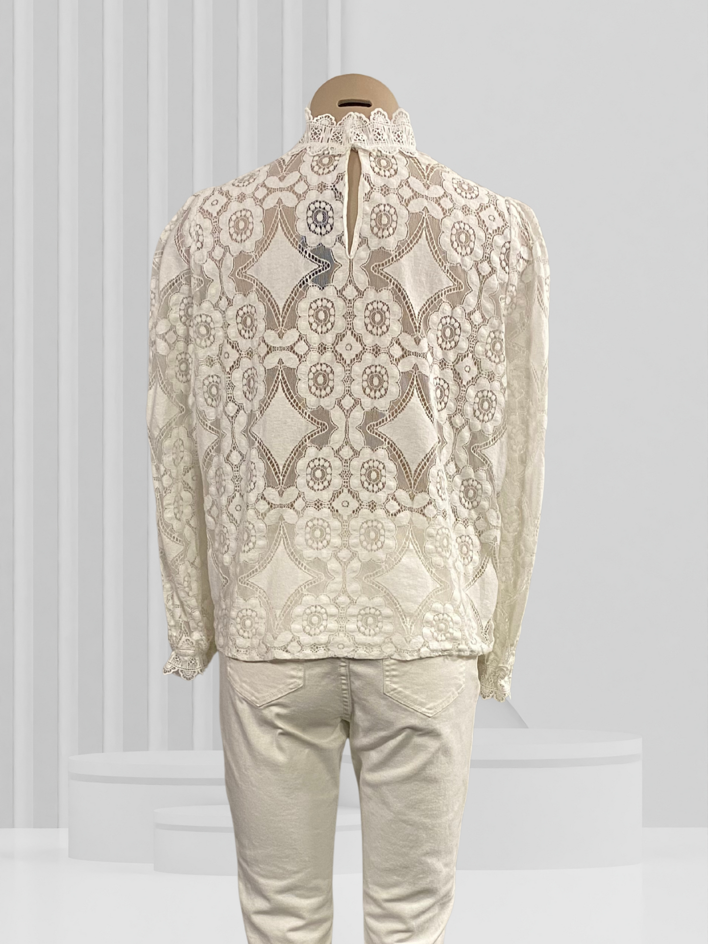 DECJUBA White Top Size 12