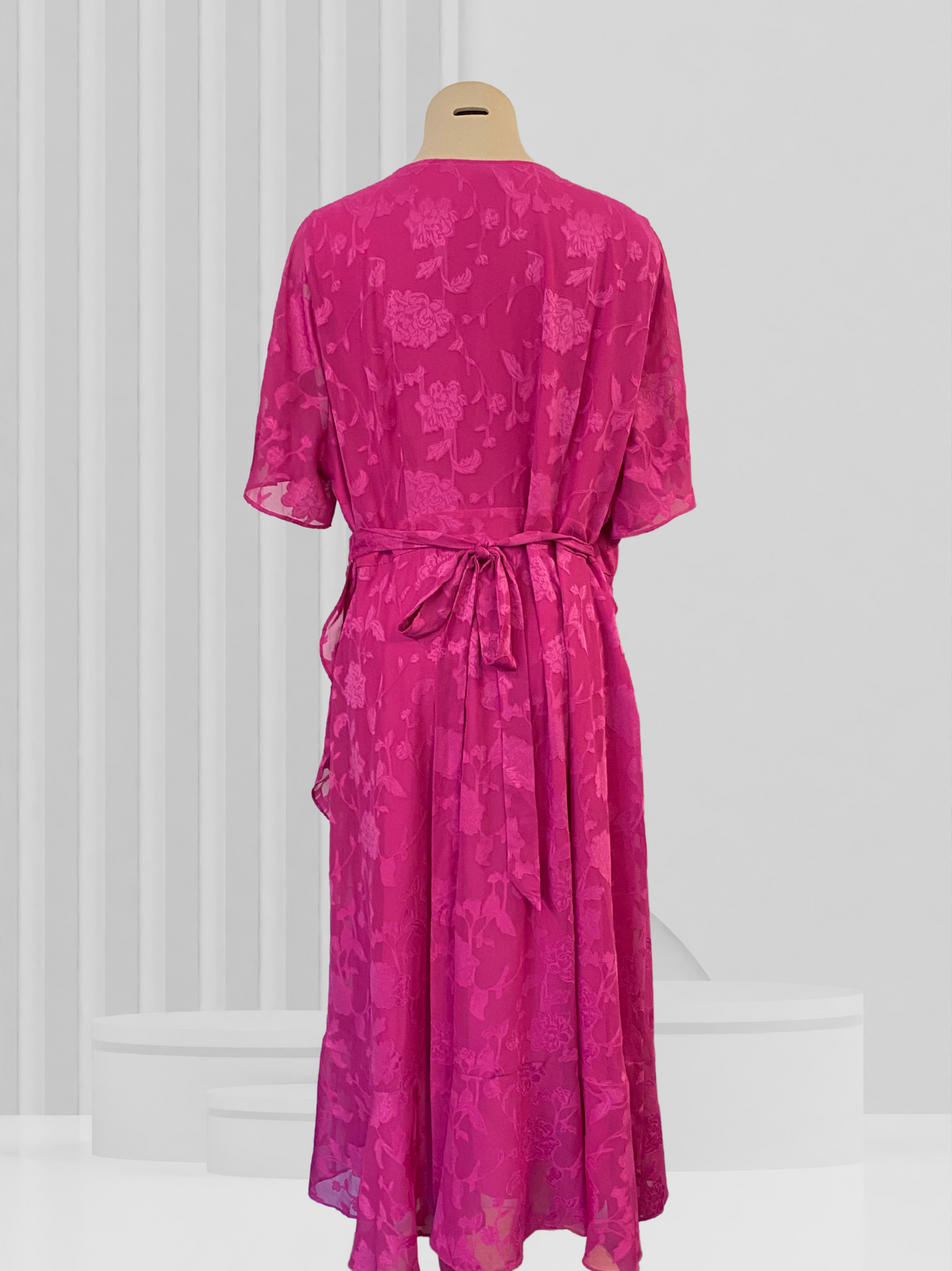 TAKING SHAPE Pink Dress Size 24