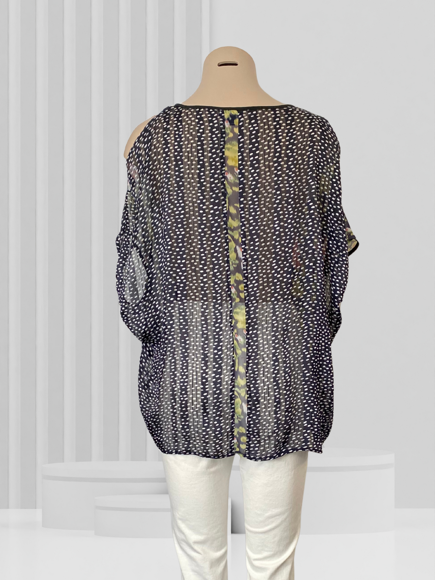 RANDOM Green Multi Top Size 12