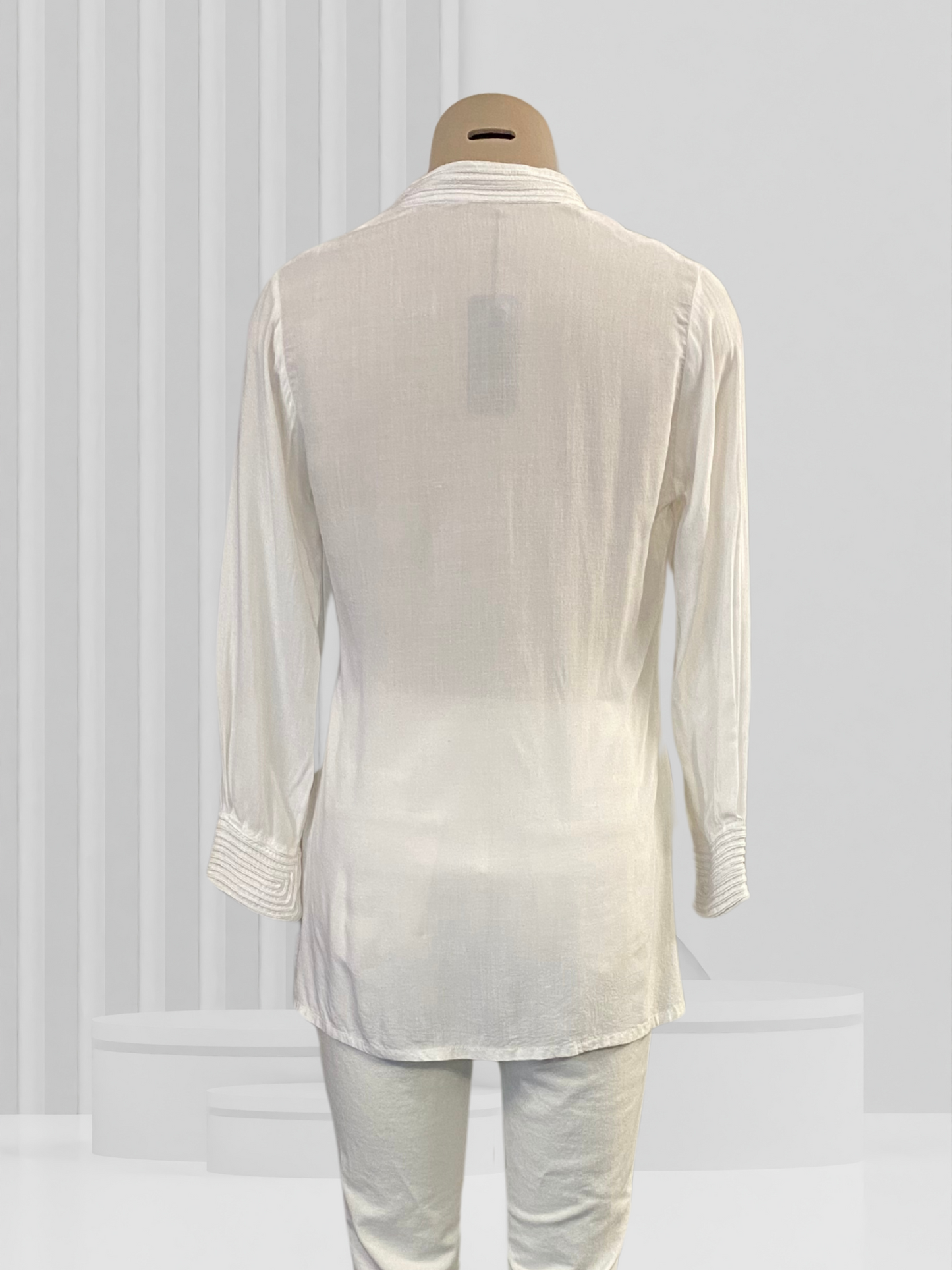 NO LABEL White Top Size 10