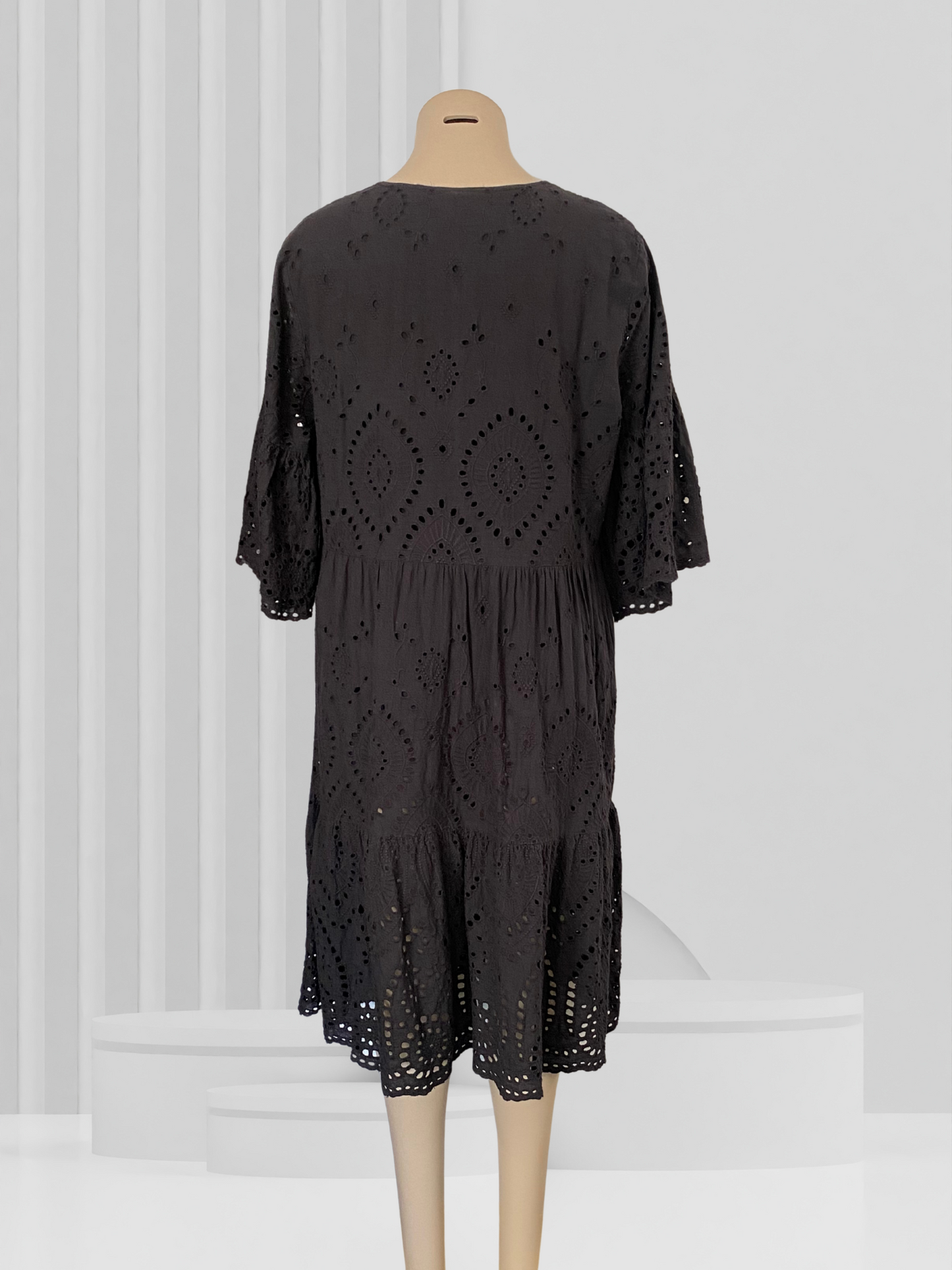 SOUL SPARROW Black Dress Size L