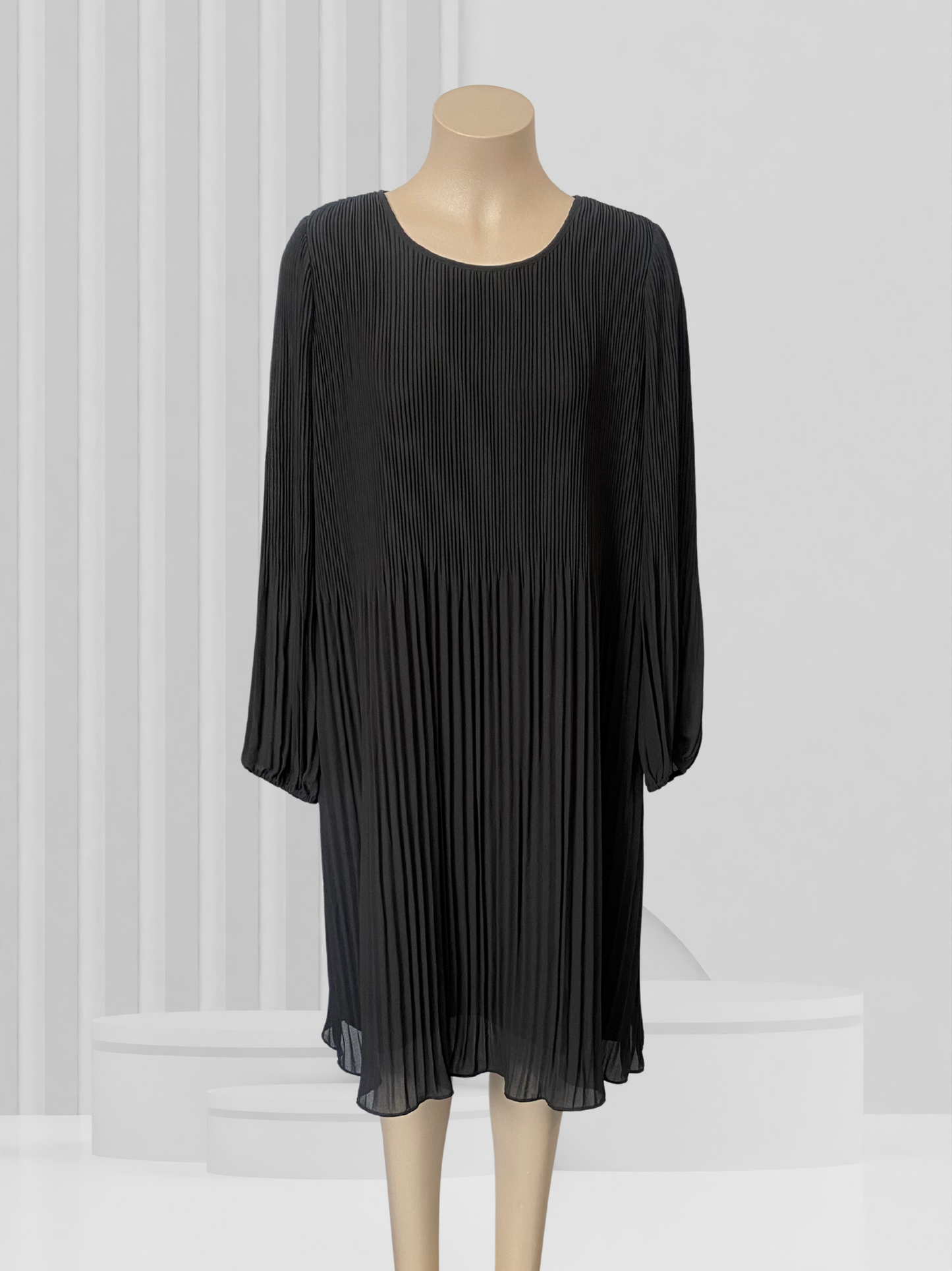 GLOSS BY SHINE ON Black Dress Size 14
