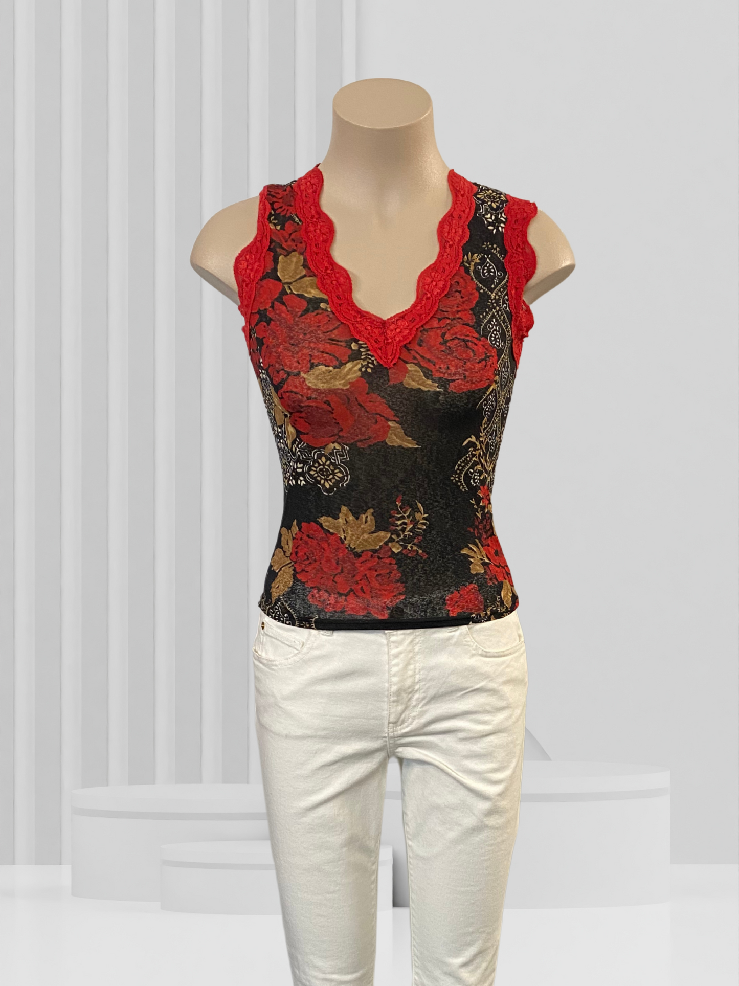 LA PETITE FRANCAISE Black & Red Top Set Size M (small)