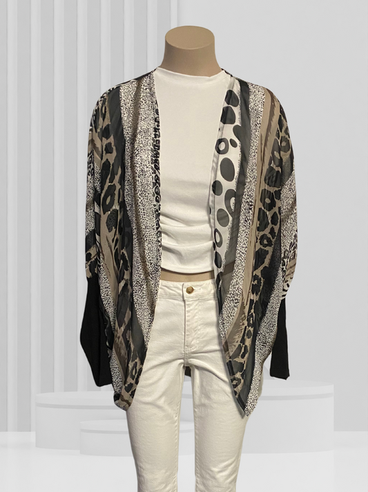ANGEL 'A' Animal Print Kimono Size M