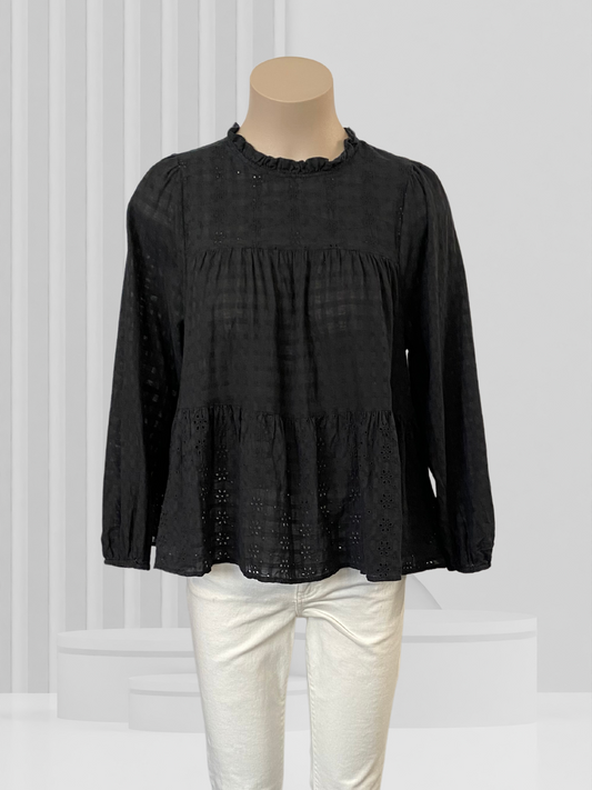 SASS Black Top Size 8