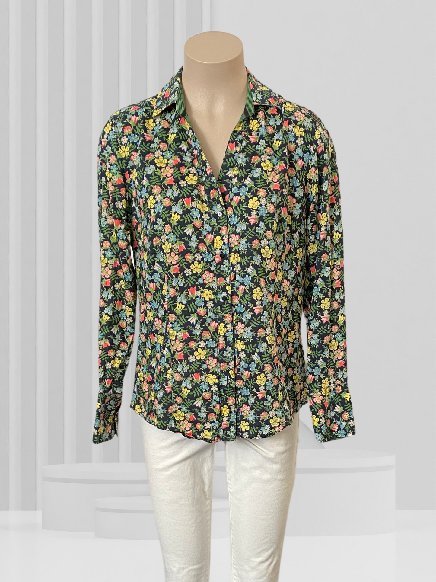 BEN SHERMAN Green Floral Top Size XL