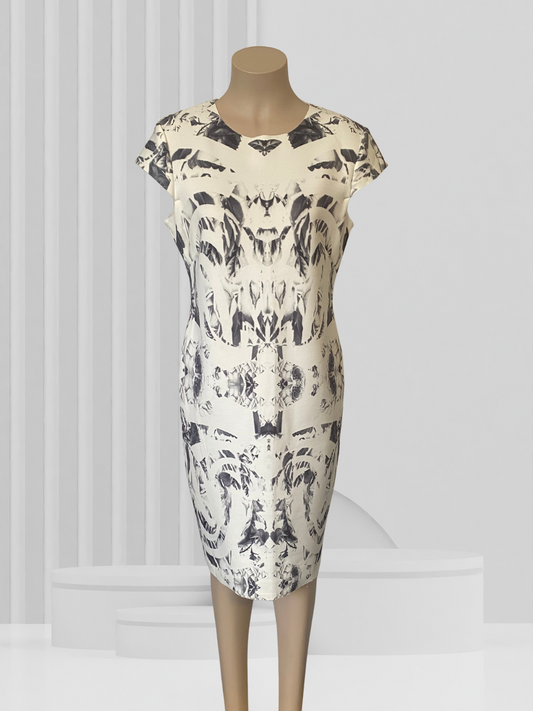 DECJUBA White & Grey Dress Size 14
