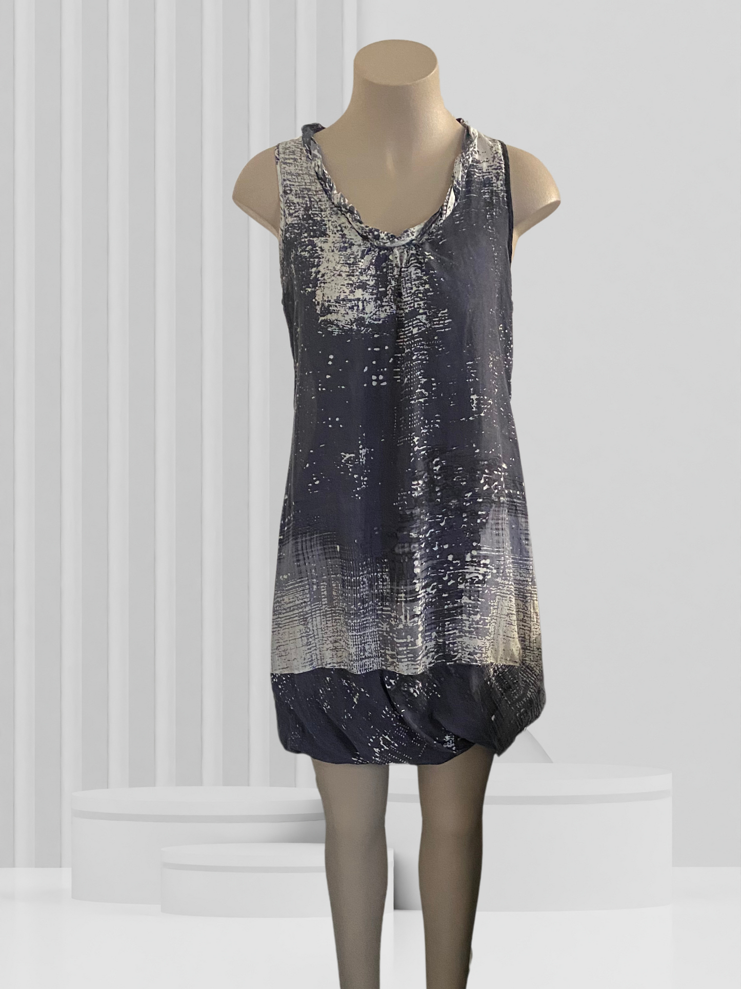 MARILYN SEYB Grey Dress  Size 8