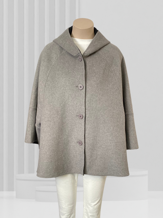 SABENA Silver/Black Reversible Cape O/S