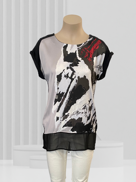 MAX Black, White & Red Top Size XS