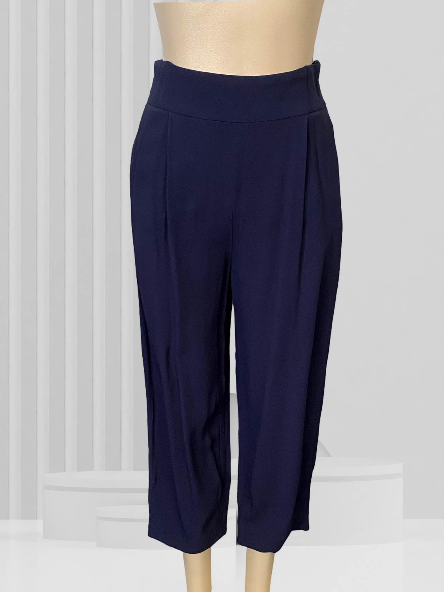 ZARA WOMAN Navy Pants Size M