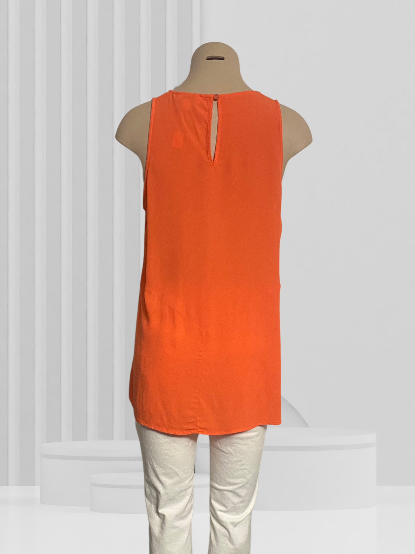 SHILLA Orange Top Size M