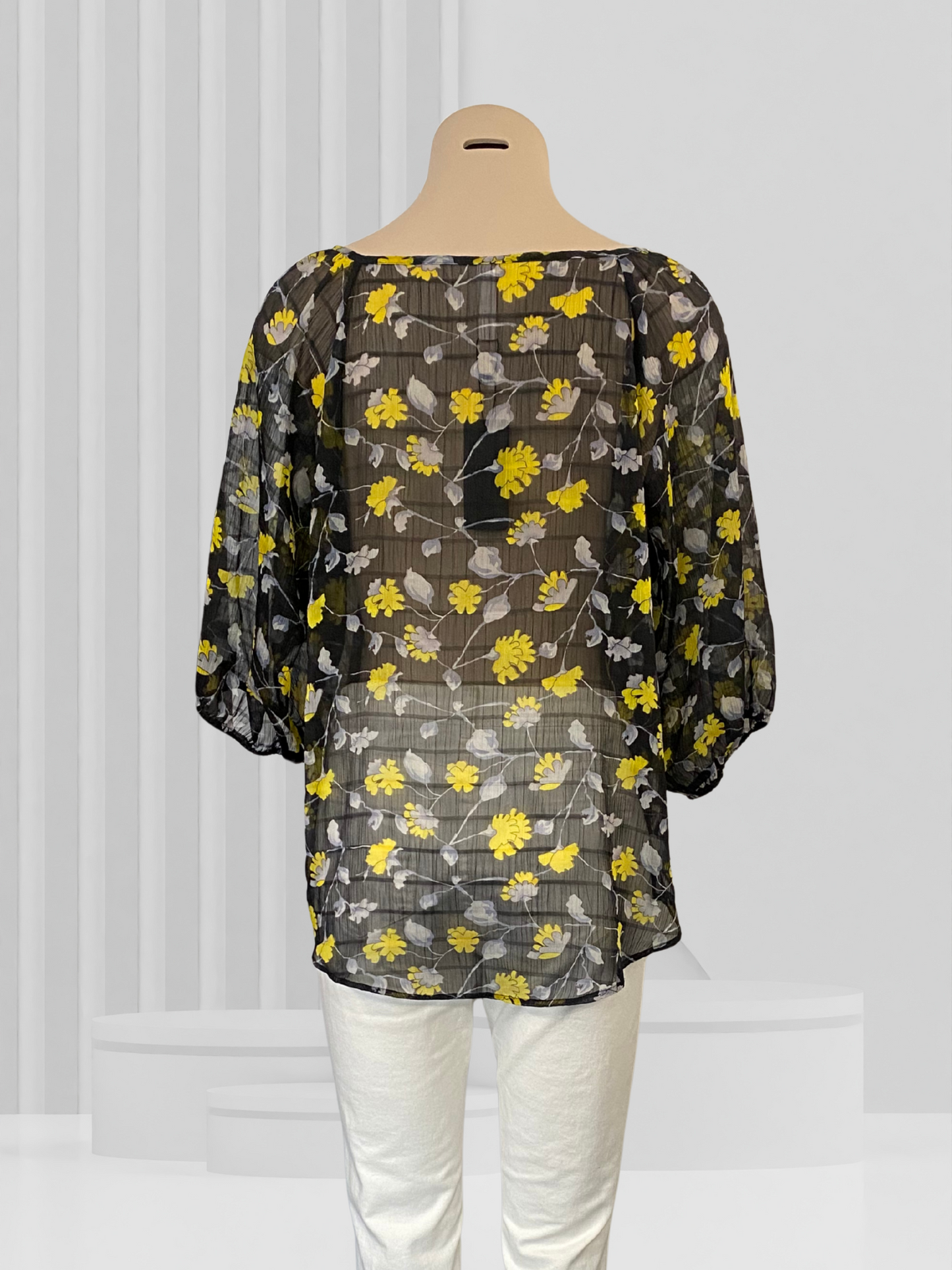BILLIE THE LABEL Black Floral Top Size 12