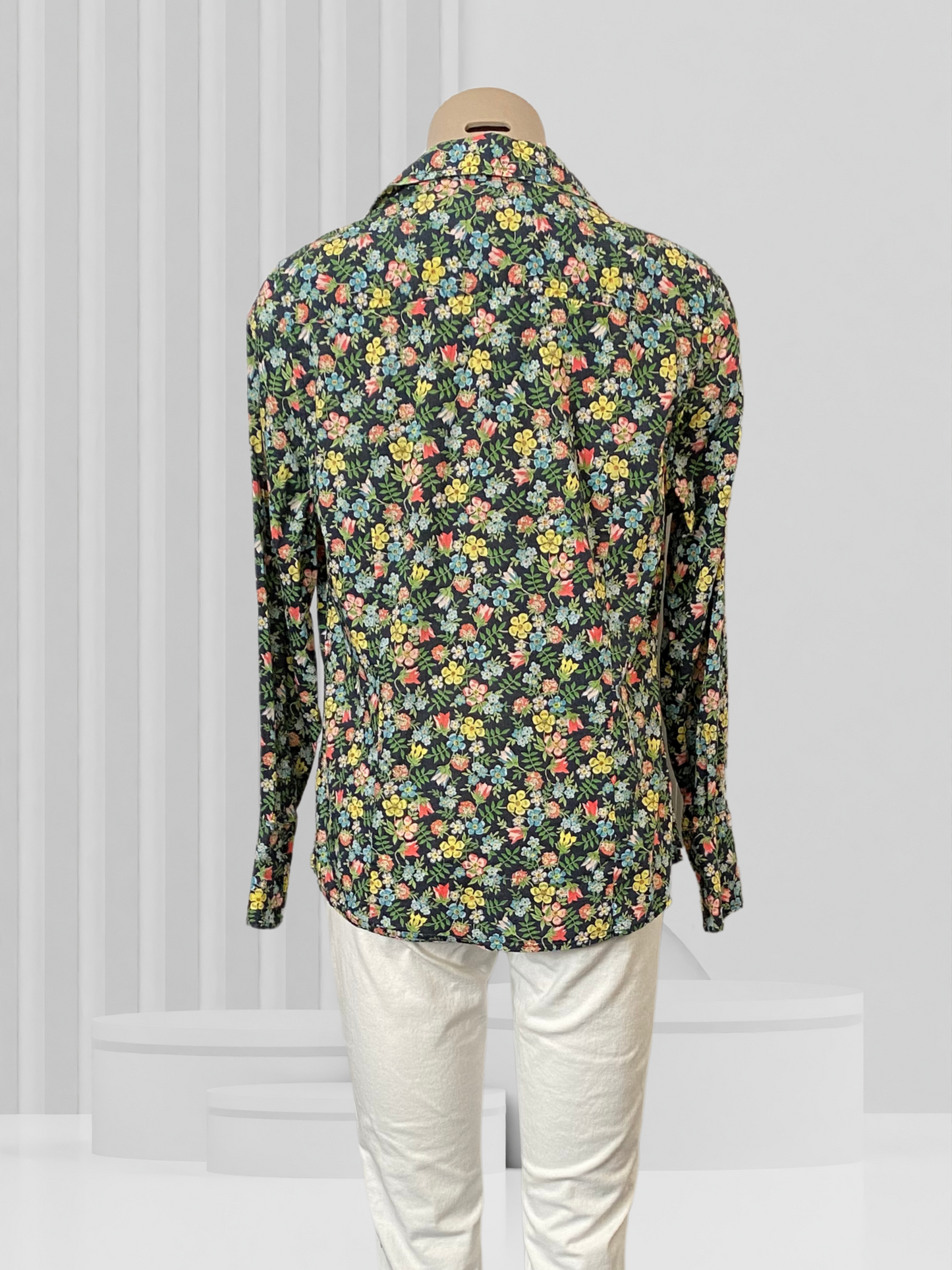 BEN SHERMAN Green Floral Top Size XL