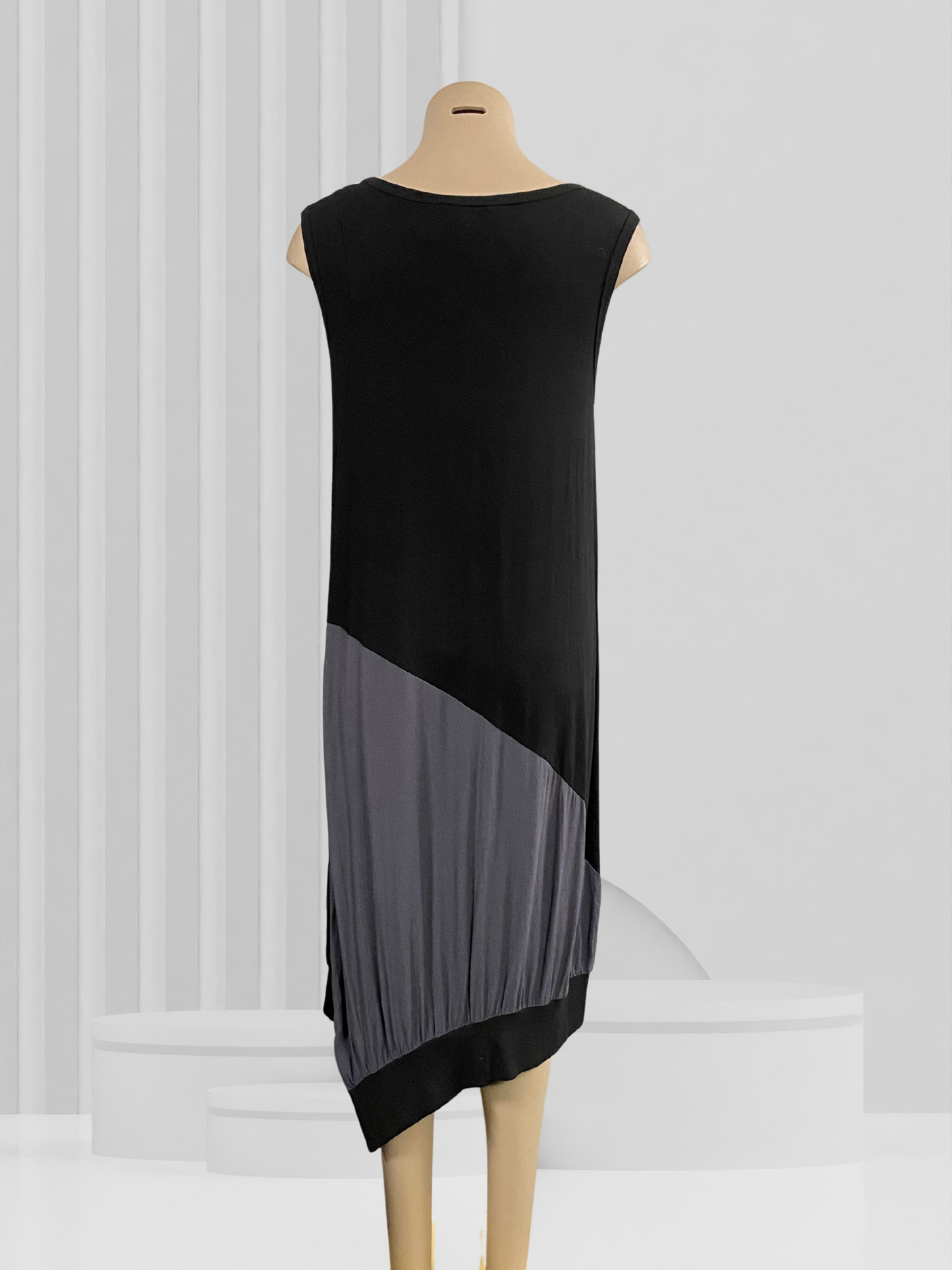 BAZAAR Black & Grey Dress Size 14