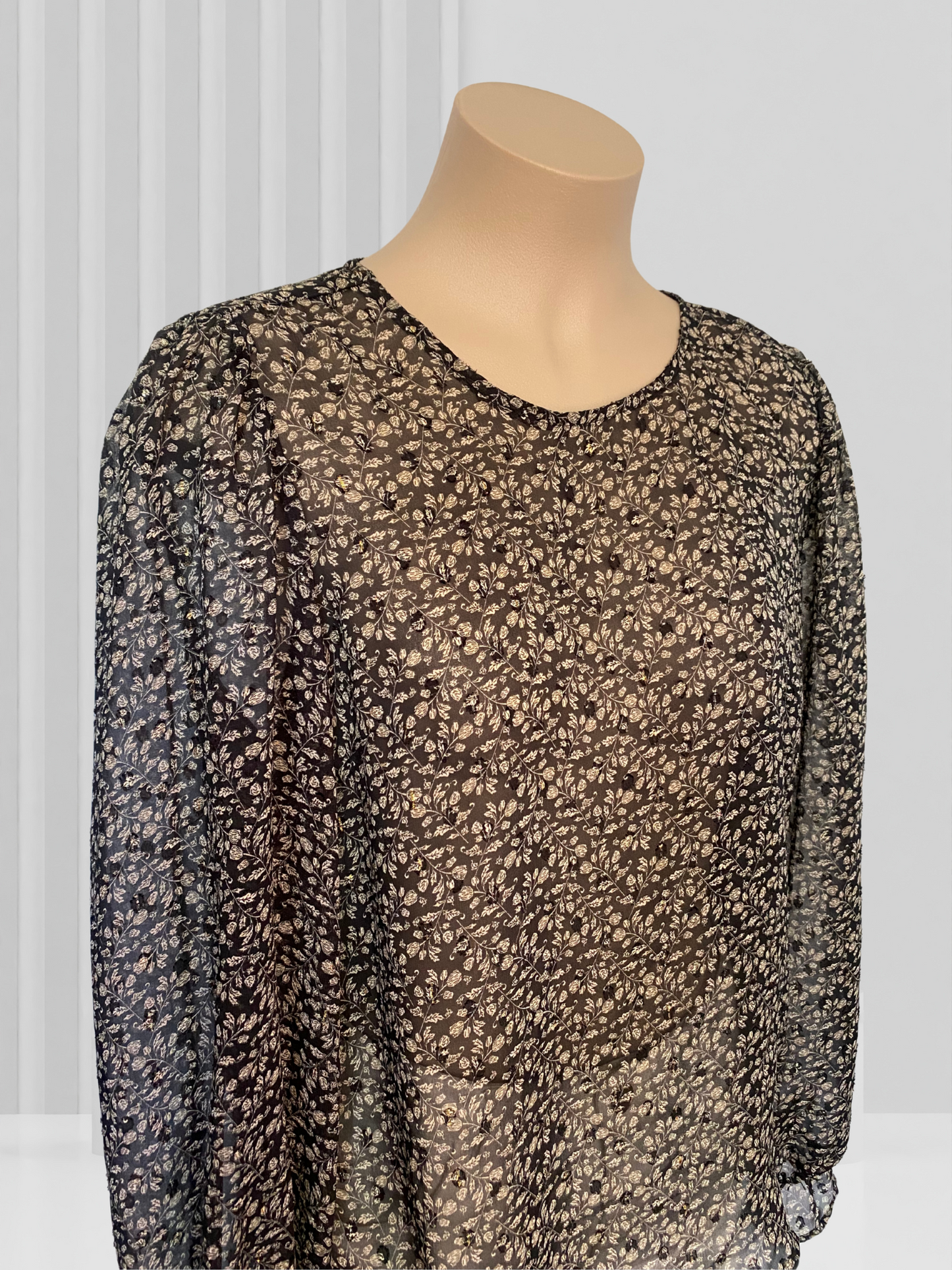 SEEKING LOLA Black & Silver Top Size 10