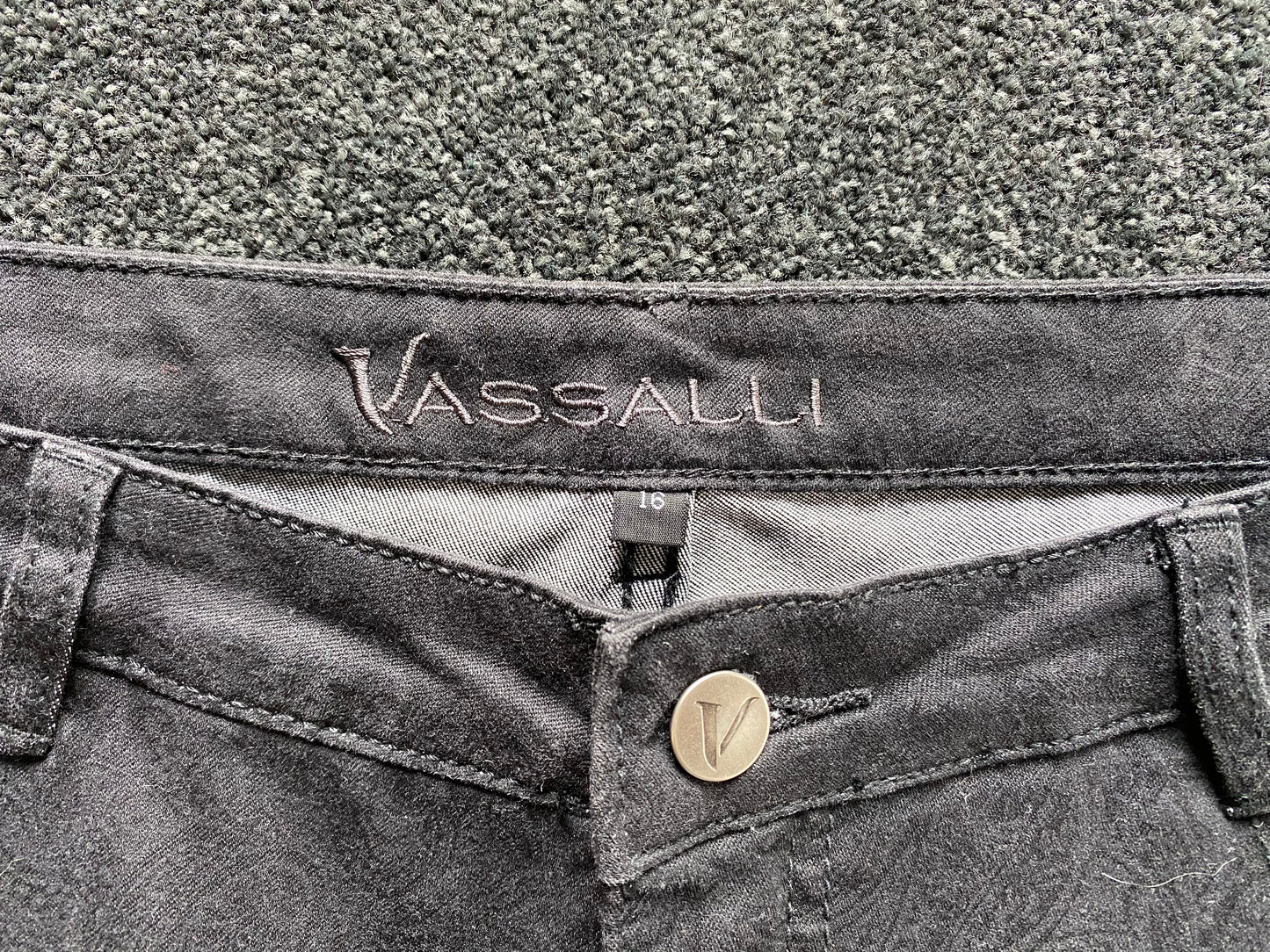 VASSALLI Black Stretch Jeans Size 16