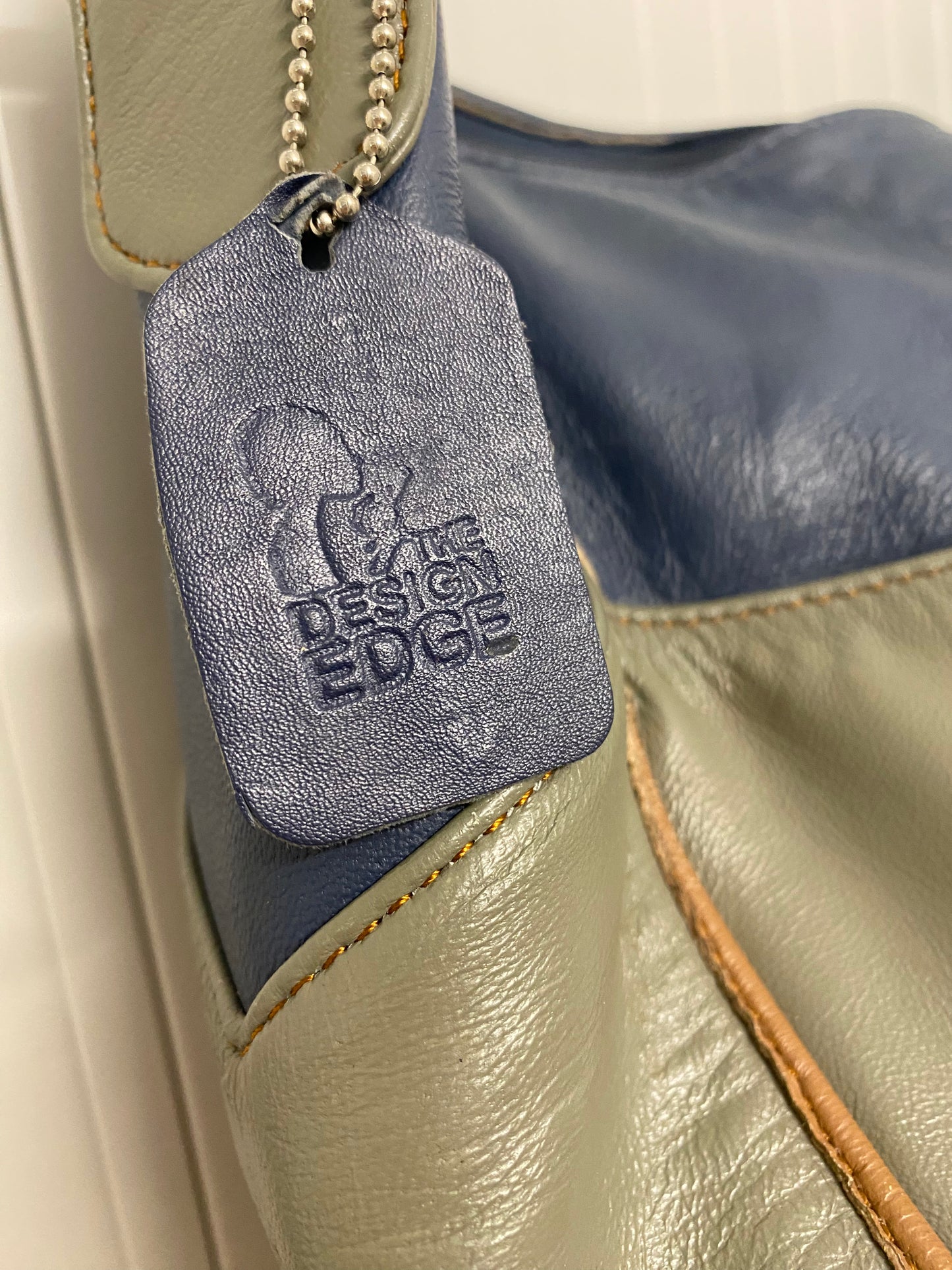 THE DESIGN EDGE Blue, Grey & Tan Handbag