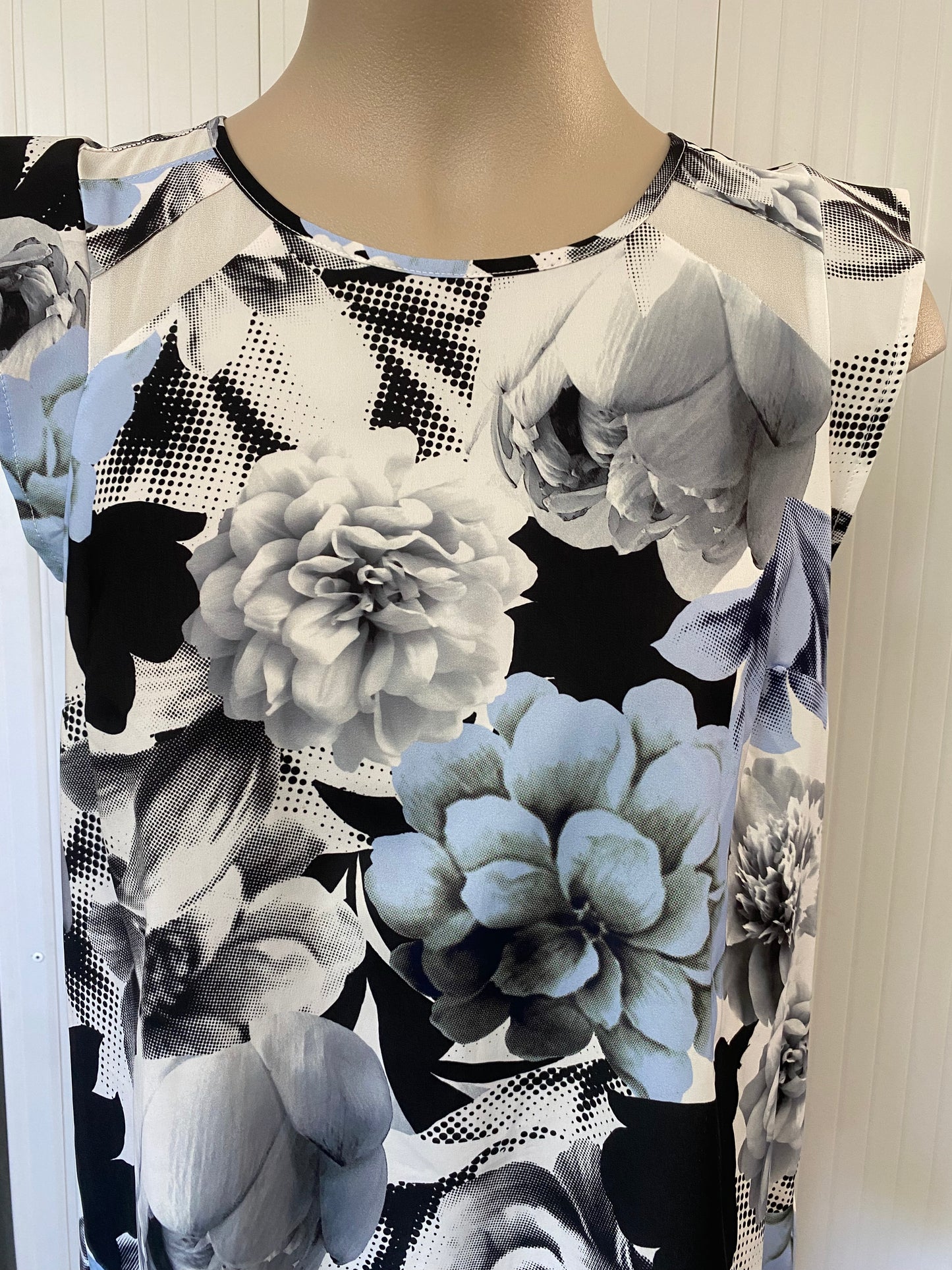 PORTMANS Floral Top Size 8